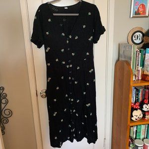 Old Navy - Daisy Dress (EUC)